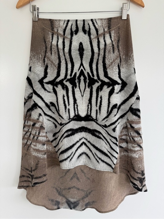 Roberto Cavalli Dresses & Skirts - Vintage Roberto cavalli Animal Print Midi Skirt in Beige and Black
